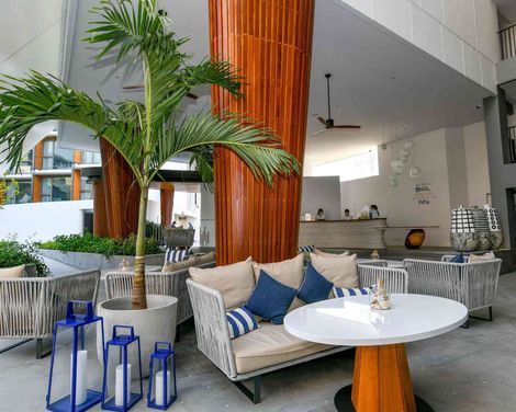 VERSO hua hin - a Veranda Collection