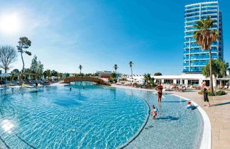 BG Tonga Tower Design Hotel & Suites