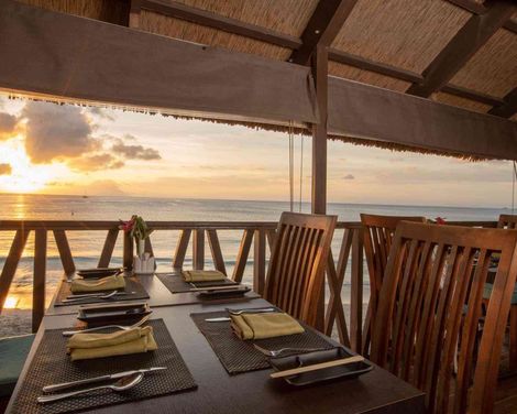 Coral Strand Smart Choice Hotel