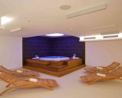 Medora Auri Family Beach Resort