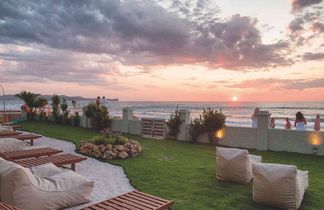 Cressida Seaside Apartments