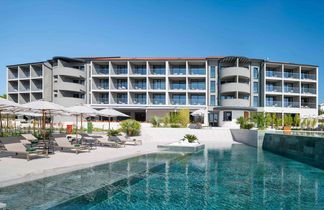 Molum Hotel & Residences