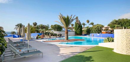 LIVVO Risco del Gato Suites