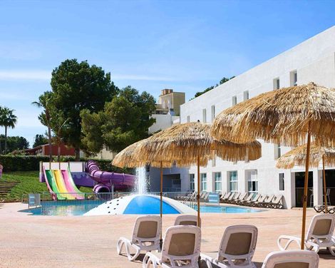 Fergus Club Palmanova Park