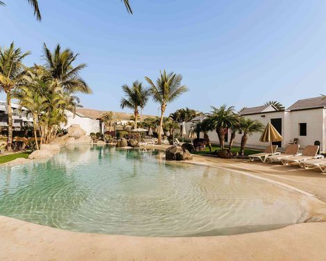 R2 Romantic Fantasia Dreams-1