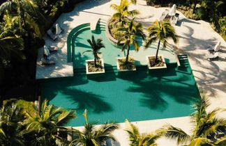 The Bay Club at Anahita
