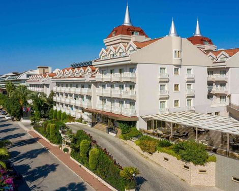 Aydinbey Famous Resort