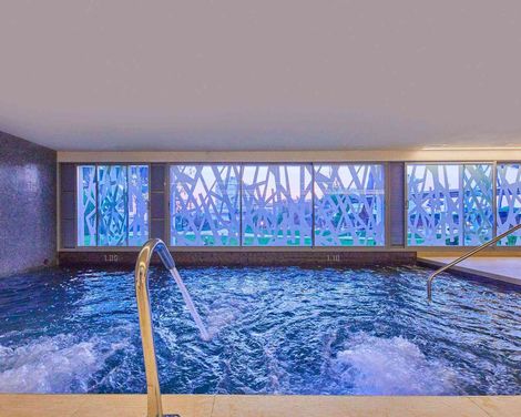 BG Tonga Tower Design Hotel & Suites