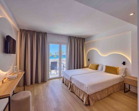 Universal Hotel Bikini