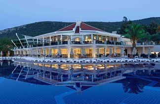 Long Beach Club Nature