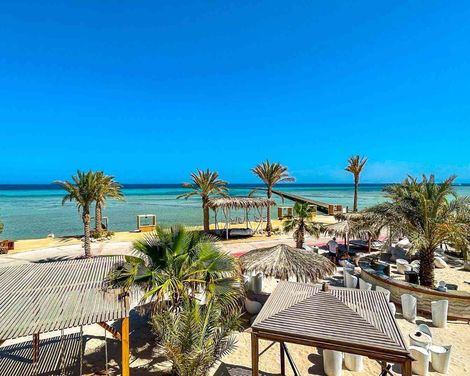 The Breakers Diving & Surfing Lodge