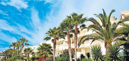 R2 Maryvent Beach Apartment