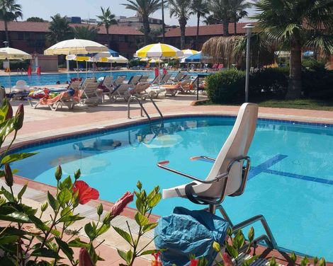 Club Turtas Beach Hotel