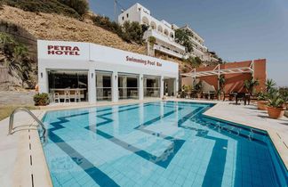 Petra Hotel