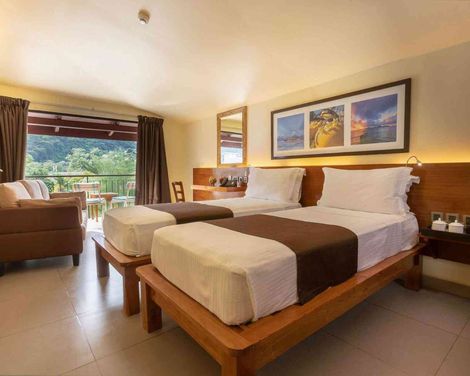 Coral Strand Smart Choice Hotel