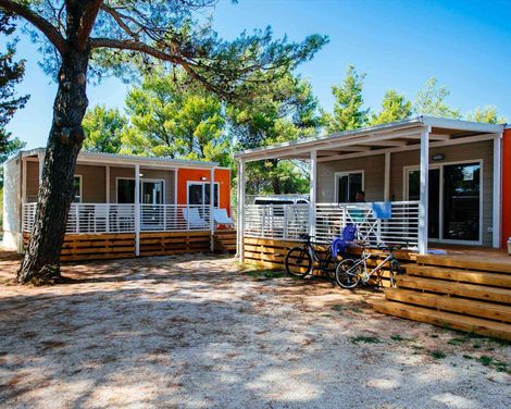 Zaton Holiday Resort Camping Homes