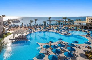 Beach Albatros Resort