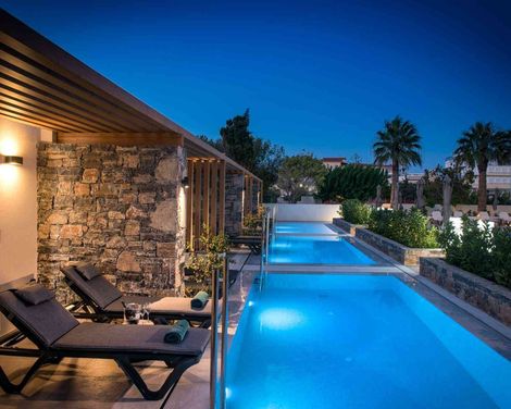 Petousis Hotel & Suites