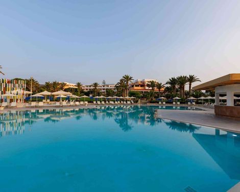 Anissa Beach & Village Hotel