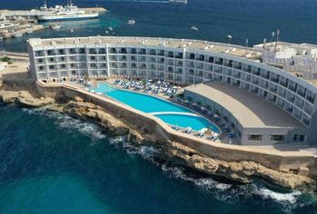 Paradise Bay Resort