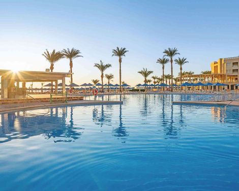 Beach Albatros Resort