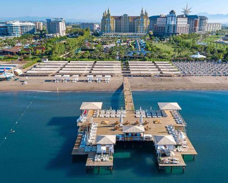 Royal Holiday Palace