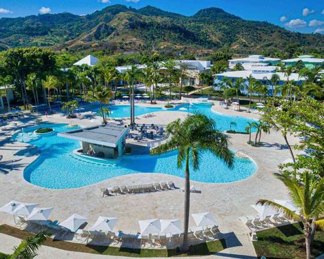 Senator Puerto Plata Sublime Collection