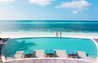 Kuredu Resort & Spa