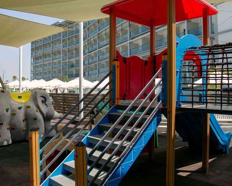 Asterias Beach Hotel