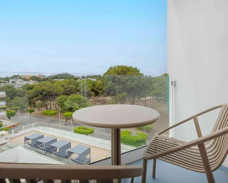 HM Isabela - Adults Only