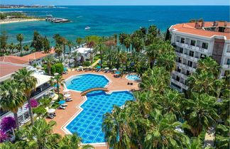 Utopia Resort & Residence