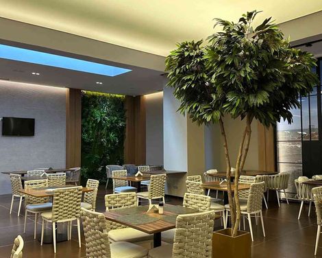 Supreme Hotel & Spa