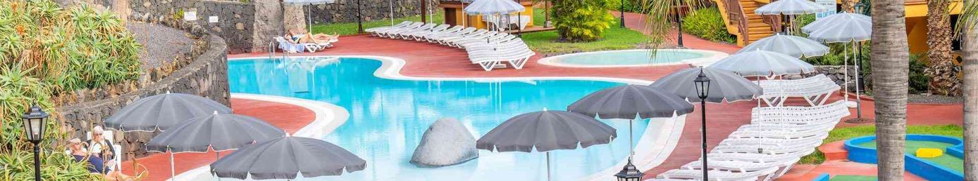 Apartamentos Oasis San Antonio