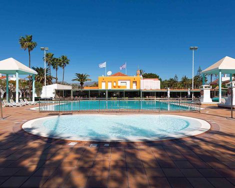 Bungalows Cordial Green Golf