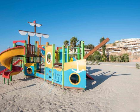 Grand Blue Beach Hotel