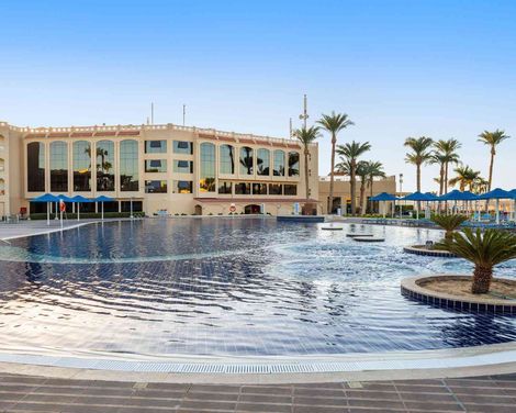 Beach Albatros Resort