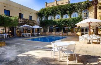 Cornucopia Hotel