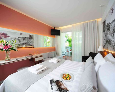 Atrium Ambiance Hotel