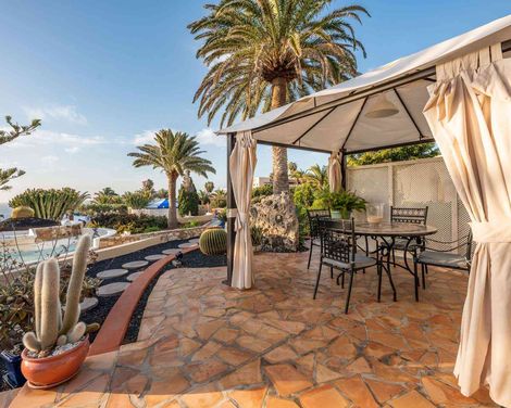 LIVVO Risco del Gato Suites