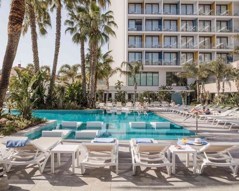 AQUA Hotel Silhouette & Spa