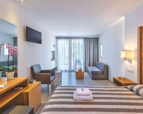 Happy Days Hotel