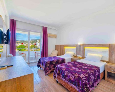 Kleopatra Melissa Hotel