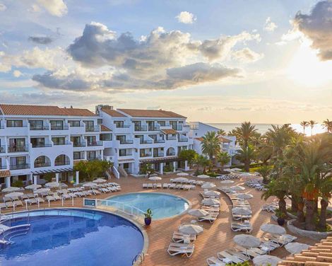 FERGUS Style Bahamas