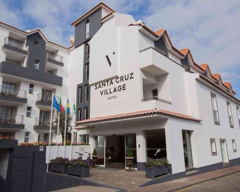 Santa Cruz Village Hotel