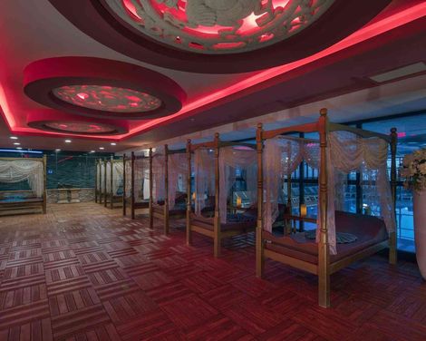 Granada Luxury Okurcalar