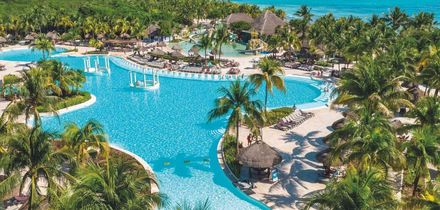 Grand Palladium Colonial Resort & Spa