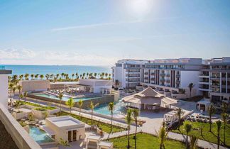 Majestic Elegance Costa Mujeres