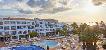 FERGUS Style Bahamas