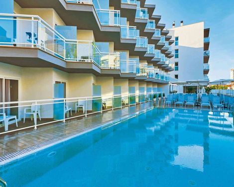 BQ Hotel Amfora Beach Hotel