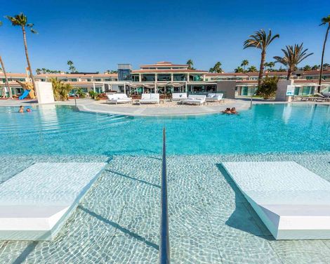 Kumara Serenoa by Lopesan Hotels